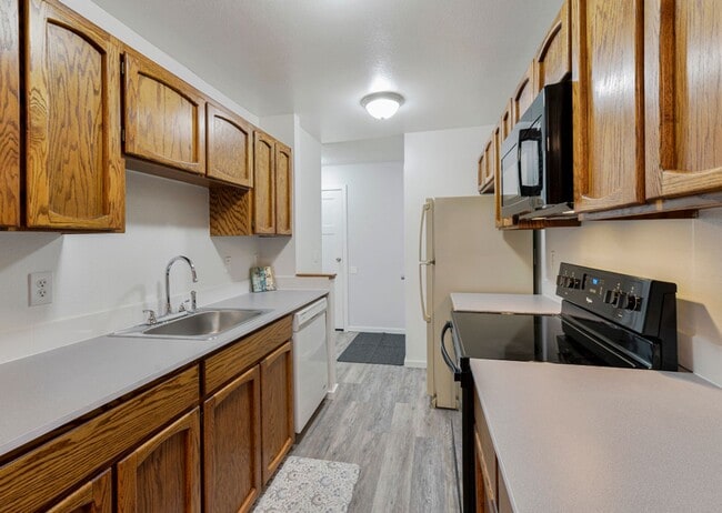 Foto del edificio - Beautifully Remodeled 2 Bedroom One Bath Condo Burien near Seattle