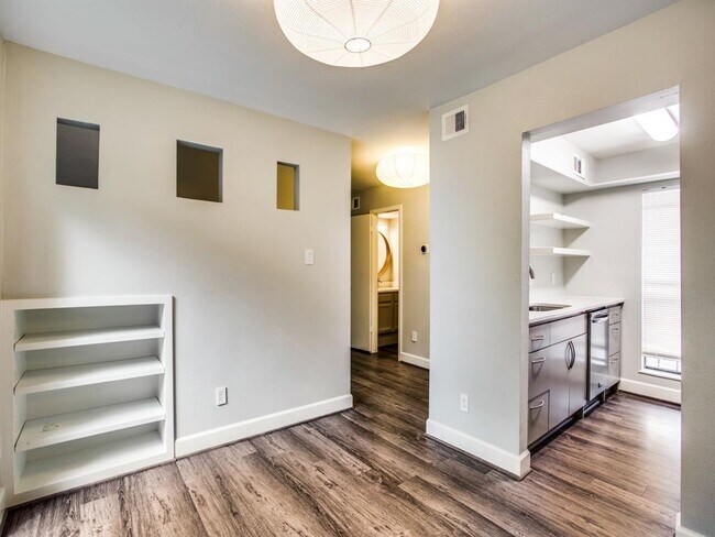 Foto del edificio - 1300 Fairview St