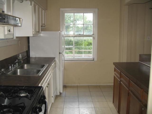 Building Photo - 2020 Buffalo Terrace