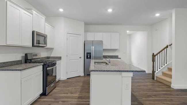 Building Photo - Newly built home