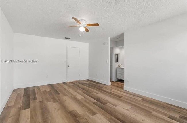 Foto del edificio - 2512 SW 113th Ct