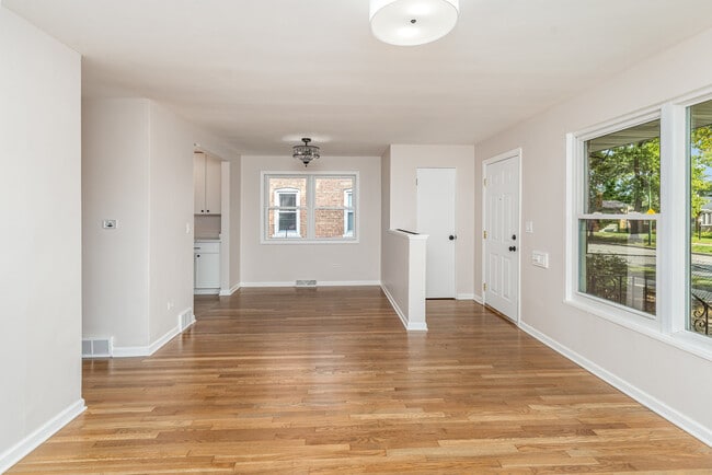 Foto del edificio - 9356 S Union Ave