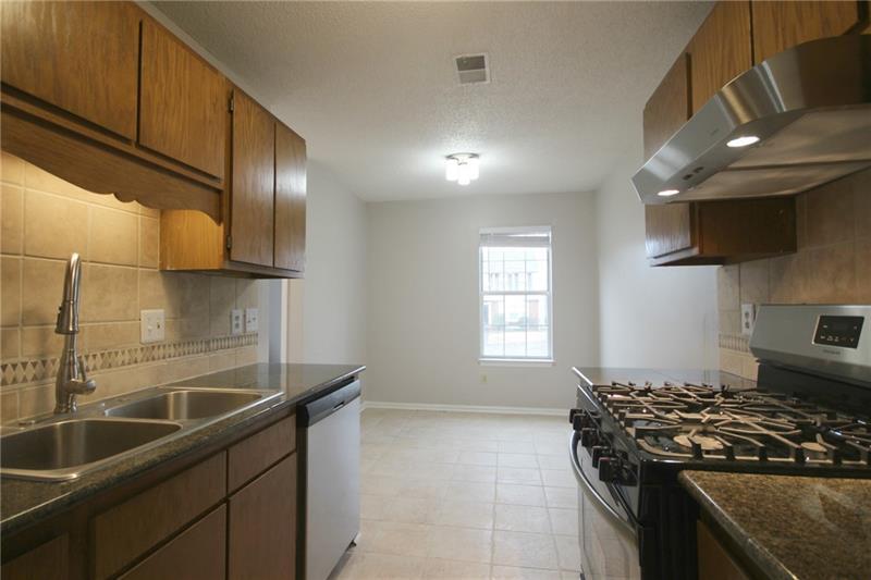 Building Photo - 1666 Grist Mill Dr