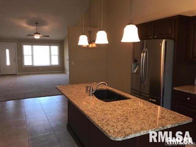 Building Photo - 2914 Cronin Dr