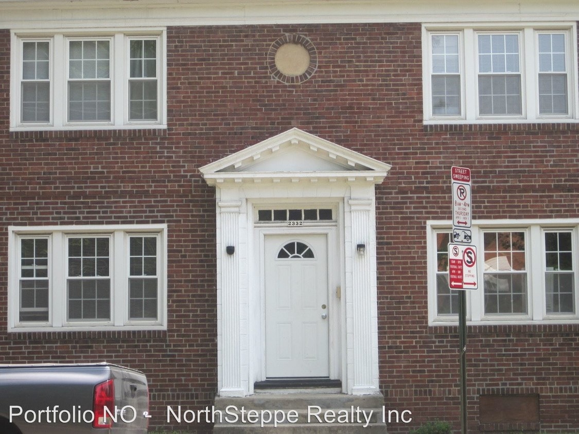 Primary Photo - 2330-2332 Neil Ave
