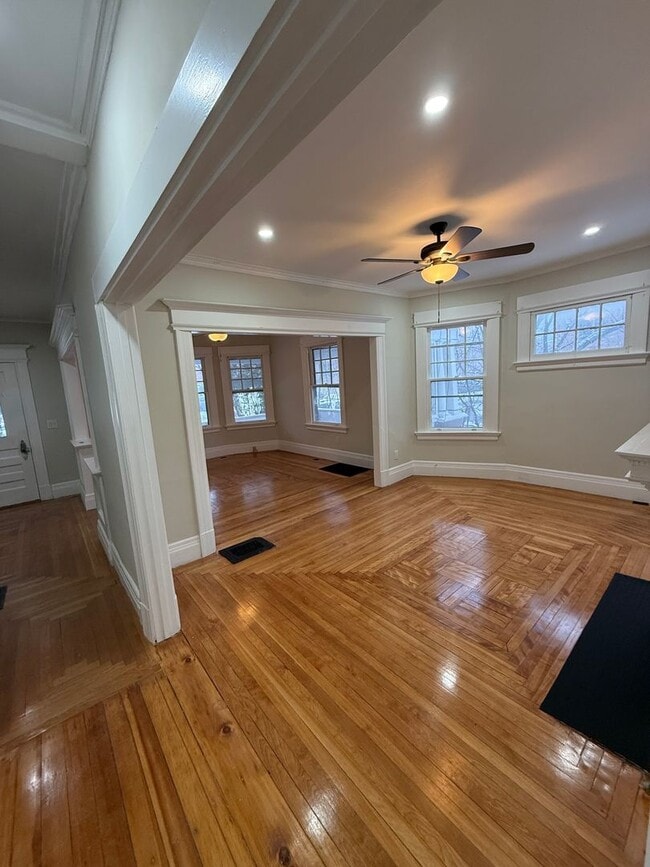 Foto del edificio - 82-84-84 Oxford St