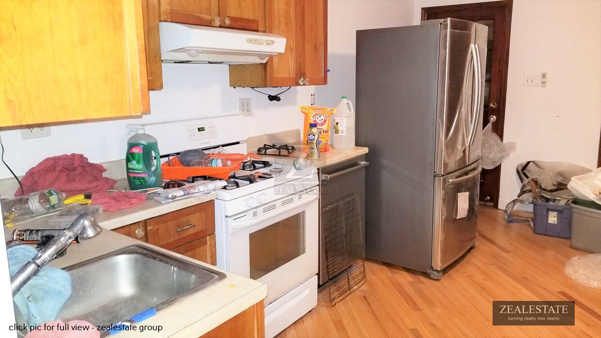 Foto principal - 240 Greene Ave