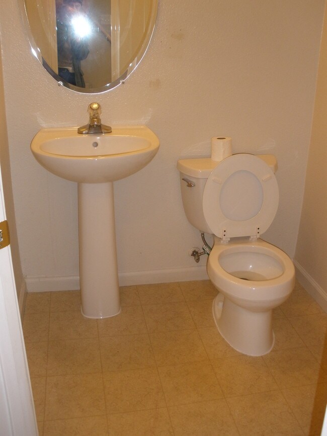 Foto del edificio - 1148 Cobblestone St