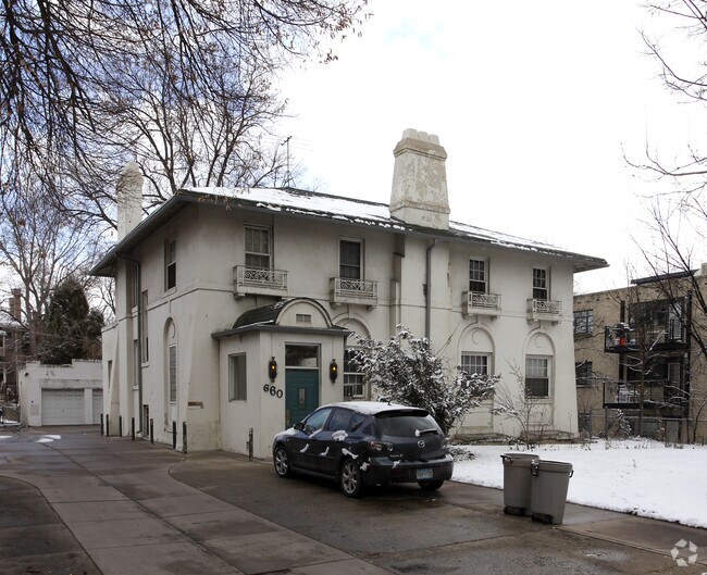 Foto principal - 660 Washington St