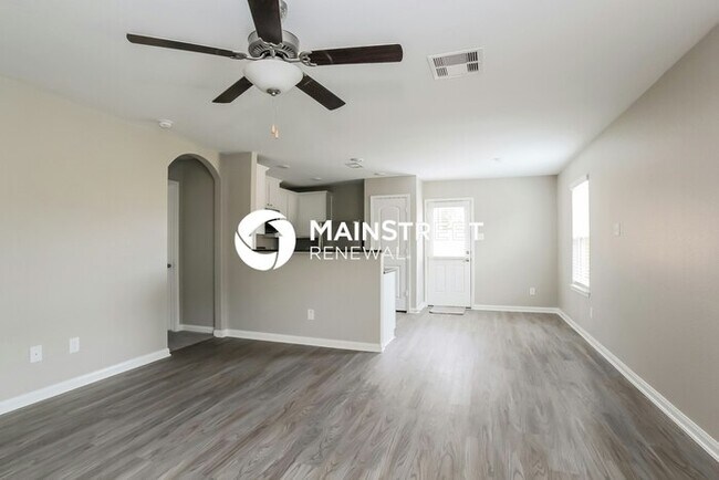 Foto del edificio - 3 Bedroom Pet-Friendly Home in Magnolia, TX with Main Street Renewal