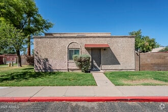 Building Photo - 600 S Dobson Rd