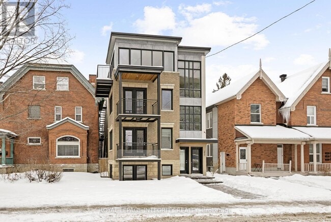 Building Photo - 277 Rue Wilbrod St