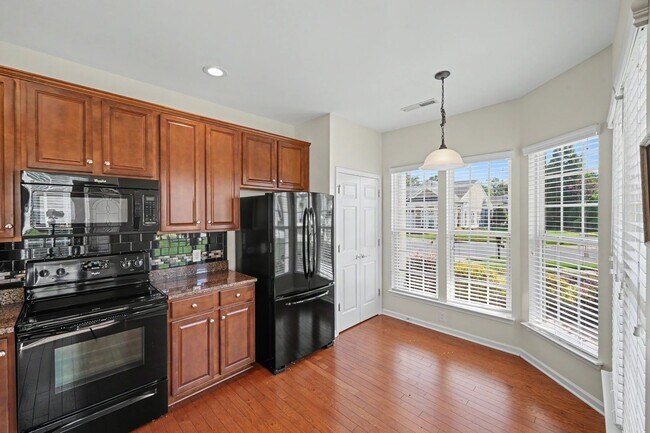 Building Photo - Beautiful 2BR Home in Sun City Carolina Lakes 55+ Community