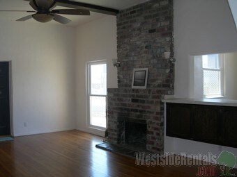 Foto del edificio - 2463 Penmar Ave