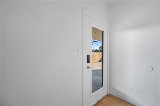 Foto del edificio - 1715 Bennett Ave