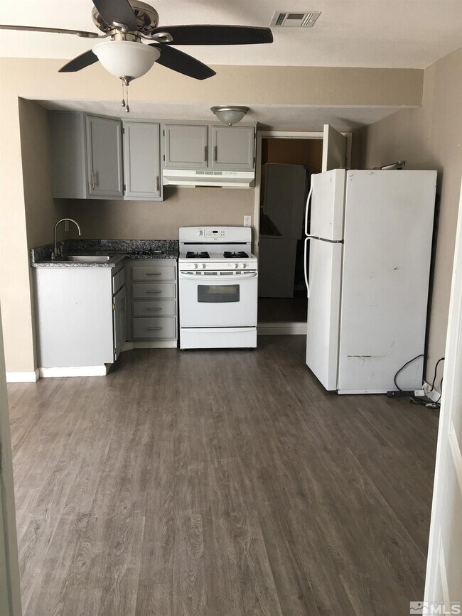 Foto del edificio - 905 Mauldin Ln