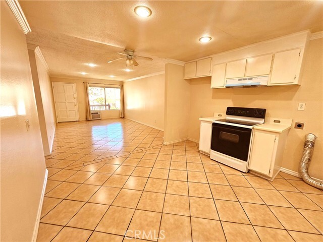 Building Photo - 7100 Cerritos Ave