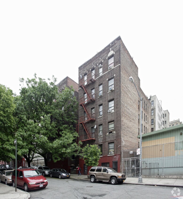 Foto principal - 531 W 211th St