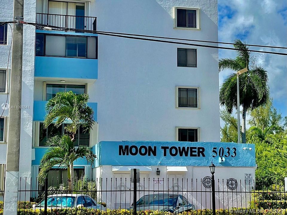 Photo - 5033 NW 7th St (Miami, FL)