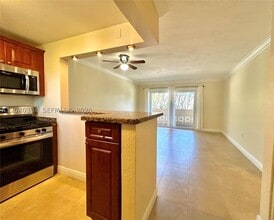 Building Photo - 14500 SW 88th Ave