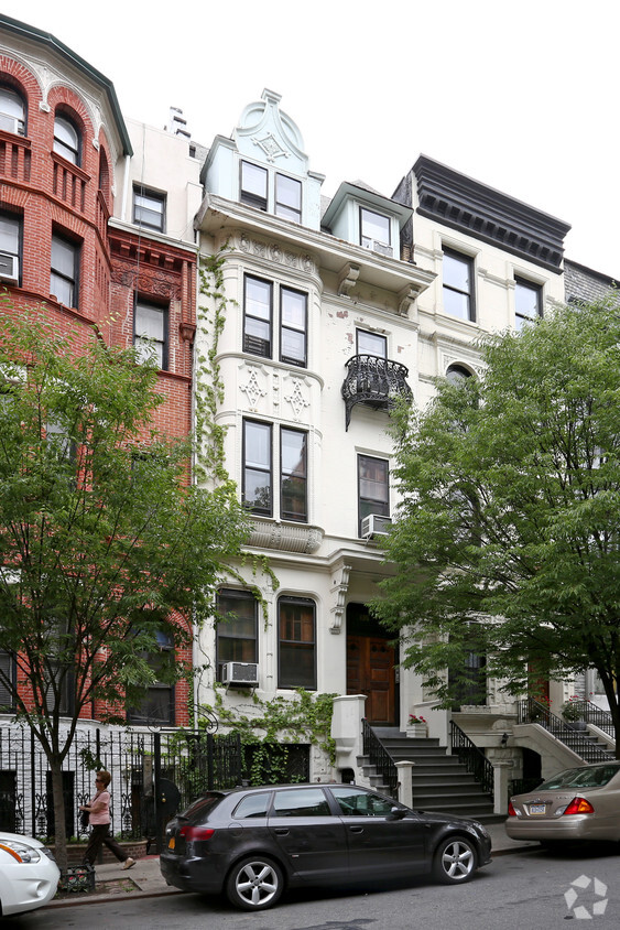 Primary Photo - 135 W 81st St