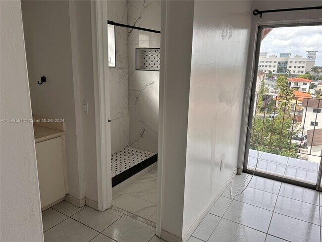 Foto del edificio - 460 E 23rd St