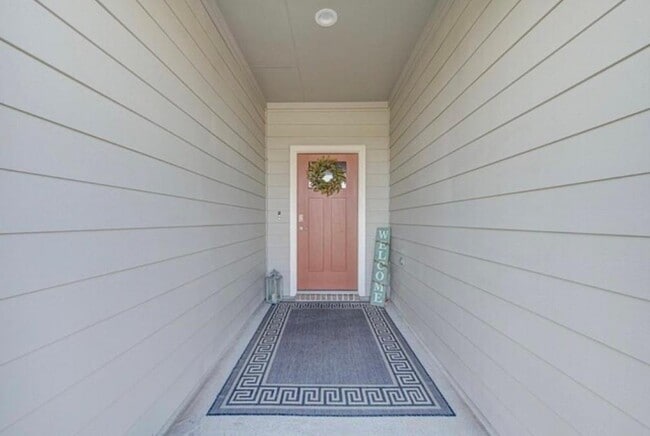 Building Photo - 29819 Cayenne Cir