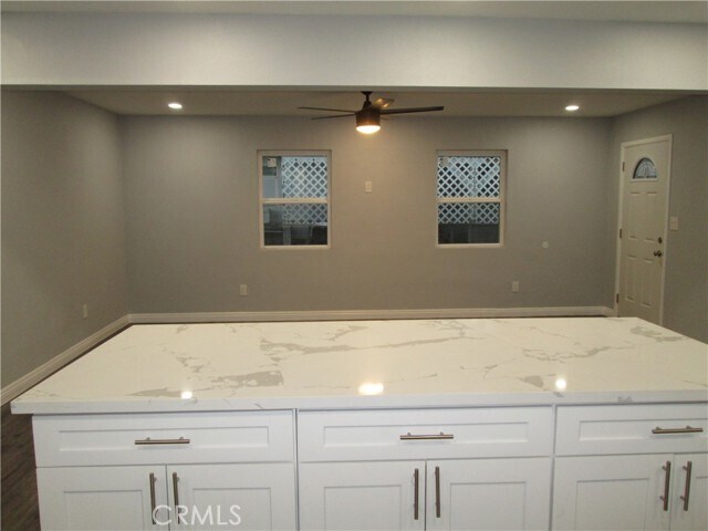 Building Photo - 852 N Davidson Ave