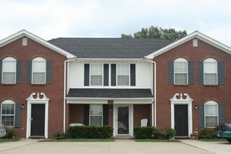Building Photo - 238 Marcellus Dr