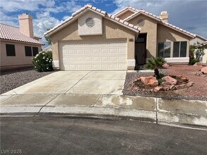 Building Photo - 4405 La Lima Ct