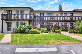 Building Photo - 900 Ave Z SE