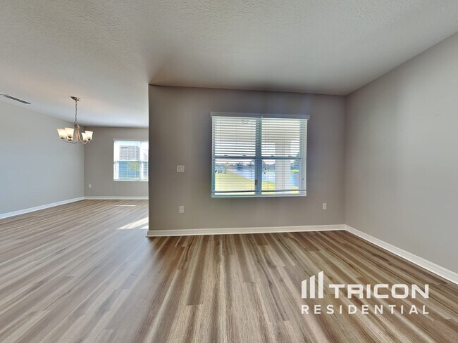 Foto del edificio - 991 Summer Glen Drive Winter Haven FL
