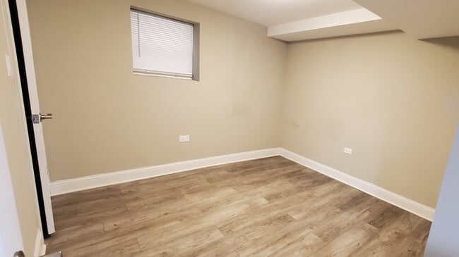Foto del edificio - 4139 W Fletcher St