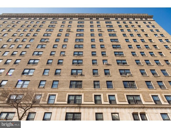 Building Photo - 2100 Walnut St