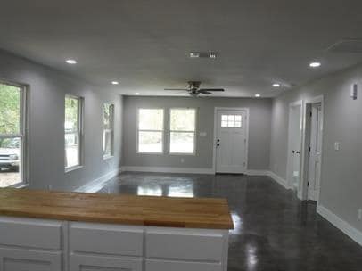 Foto del edificio - 607 E Day St