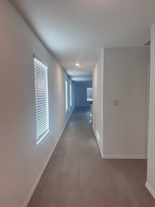 Building Photo - 2316 Dust Devil Dr