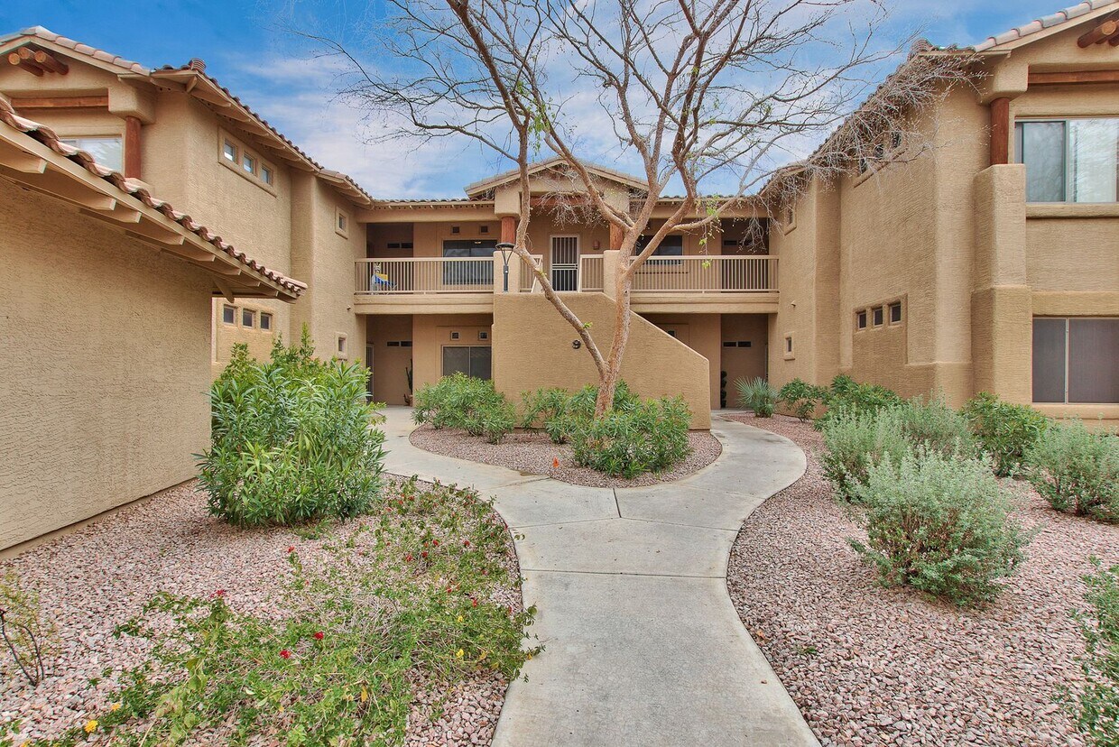 Primary Photo - Rates Vary: $2,495 - $4,995