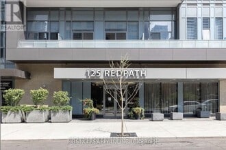 Building Photo - 125 Redpath Ave