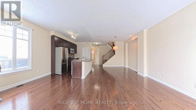 Photo du bâtiment - 126 Flat Sedge Crescent