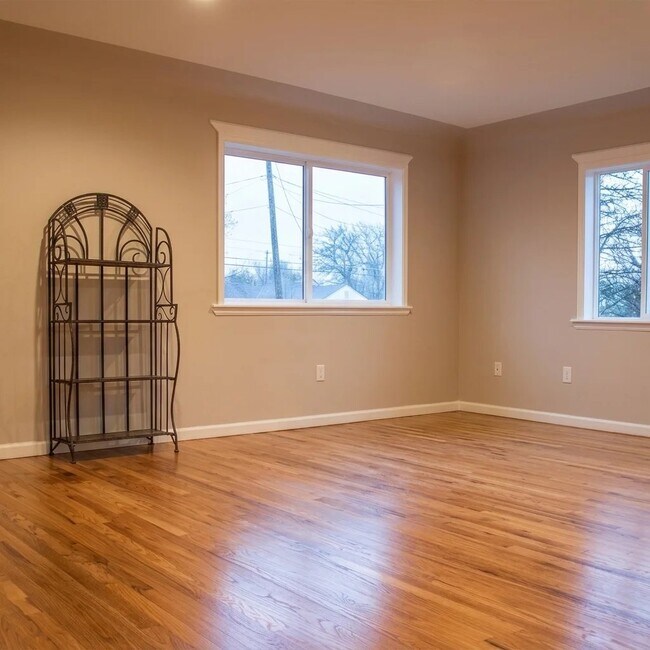 Foto del edificio - 7739 N Raleigh St