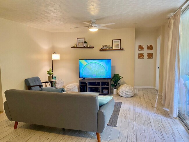 Foto del edificio - Fully Furnished 2 Bedroom 2 Bath All utili...