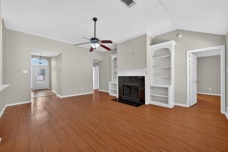 Building Photo - 2306 Lord Nelson Dr