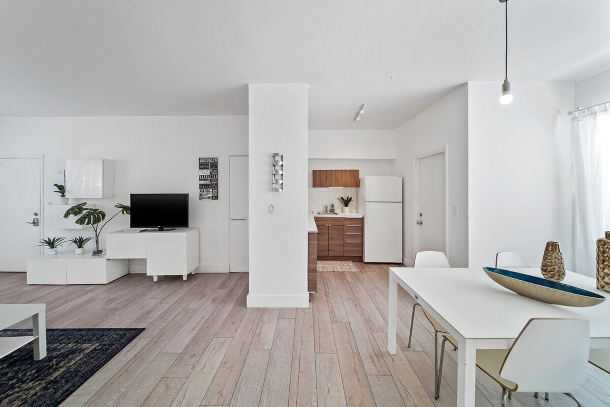 Foto principal - 1504 Bay Rd
