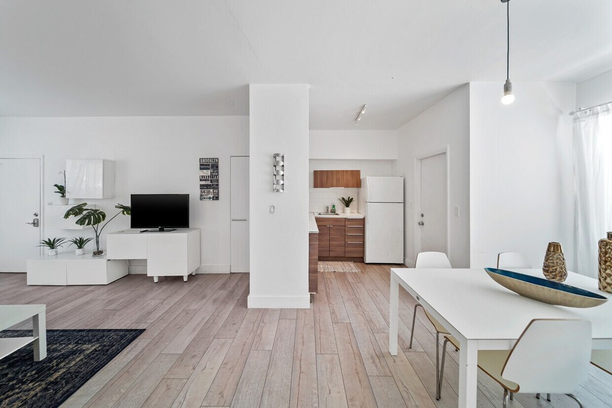 Foto principal - 1510 Bay Rd