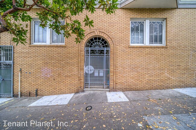 Foto del edificio - 2 br, 2 bath House - 2407 25th ave