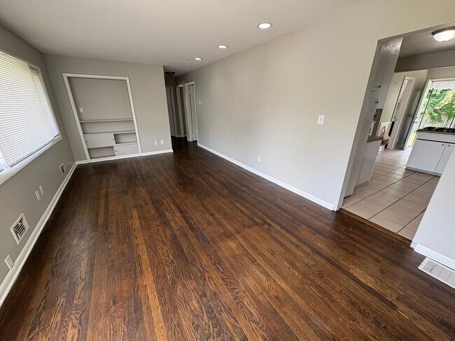 Foto del edificio - 2892 Hampshire Rd