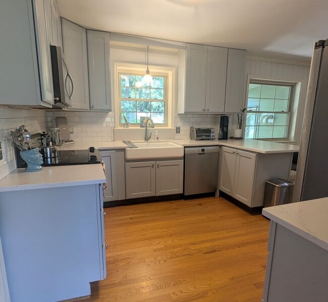 Building Photo - Beautiful 3-bed, 2-bath Ranch in South Dur...