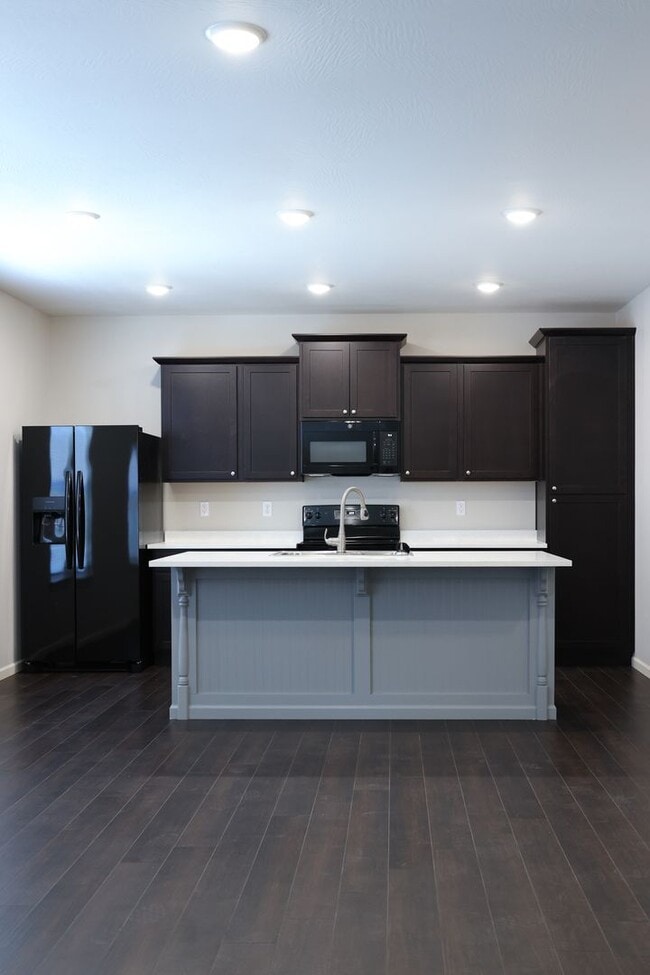 Foto del edificio - 1234 E Cherry St