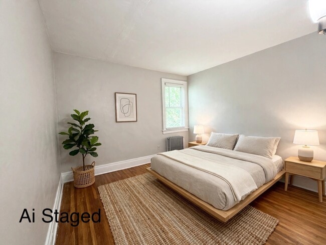 Building Photo - 328 Olmstead Ave