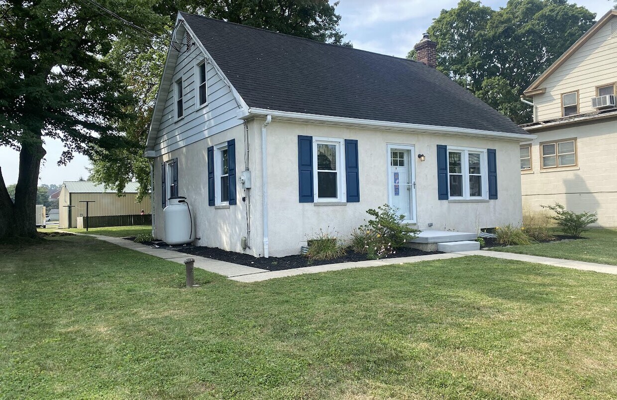 128 E Hoover St, Mountville, PA 17554 House Rental in Mountville, PA